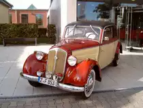 Ein IFA F8 Bj. 1953 vor dem Horchmuseum in Zwickau