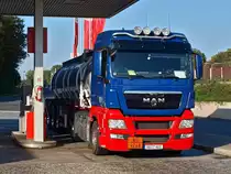 MAN TGX 18.440 mit Tankauflieger an der Rast�tte Frechen Fahrtrichtung K�ln auf der A4