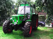 Deutz D100/6

Hier im Bild ein gut erhaltener Deutz 1000/6 Allrad-Schlepper, Motor 6 Zylinder 101Ps Bj.1970