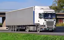 Scania R 420 Pritschenauflieger auf der A61 Miel - 23.09.2010