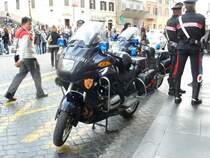 BMW als Dienstfahrzeug der r�mischen Polizei abgestellt an der  Spanischen Treppe , Oktober 2010