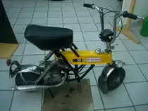 Di Blasi R2, Faltmokick aus Deutschland, mit Morini-Motor 48ccm und 1,2PS, Baujahr 1976, Oldtimersammlung B�tzingen, Okt.2010