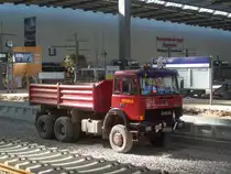 Iveco Turbo 6x6 mit Meiller-3-Seitenkipper im Chemnitzer Hauptbahnhof.