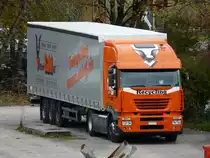 IVECO Sattelschlepper in Zollikofen am 22.10.2010