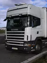 ..aus Bulgarien kommt dieser Scania Topline 164 L - V8 - 480 ..Ruhepause an der A 45 im Oktober 2010
