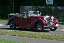 Zwei MG TF sind noch seltener. Doch es fuhren auch nicht zwei im August 2010 durch Grefrath...