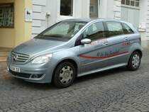 MB B-Klasse der Marienapotheke steht auf einem Parkplatz in 36088 H�nfeld, Oktober 2010