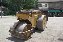 Japanische  WATANABE  Walze am 25.Oktober 2010 beim Bf. Kantang.