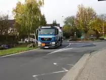 Ein MAN Tanklaster in Maintal Hochstadt am 30.10.10