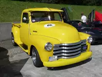  Advance Design  hei�t dieser Streetrod von Chevrolet aus den fr�hen 1950er Jahren, zu sehen auf der US-Car-Show in Grefrath im August 2010.