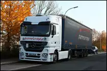 ACTROS MP3 1844 von PANEUROPA. (31.10.2010 in Hemer)