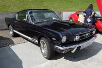 Ford Mustang der ersten Baureihe, gebaut Ende der 1960er Jahre, zu sehen auf der US-Car-Show in Grefrath im August 2010.