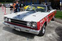 Ein Plymouth Belvedere GTX um 1967 im Renndress zu sehen auf der US-Car-Show in Grefrath im August 2010.