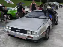 Zur�ck in die Zukunft geht es mit dem DeLorean DMC-12 von 1981/82. Leider konnte Michael J. Fox nicht selber am Steuer sitzen.