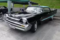 Ein Desoto Firesweep Sportsman von 1957 auf der US-Car-Show in Grefrath im August 2010. Diese zu Chrysler geh�rende Marke verschwand nach 1960 vom Markt.