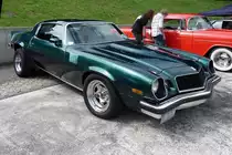 Der Chevrolet Camaro der zweiten Generation war ein h�bsches Auto, bekam aber ab 1974 eine weniger sch�n anzusehende Front verpasst. Gesehen auf der US-Car-Show in Grefrath im August 2010.