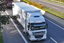 DAF CF Kofferauflieger auf der A61 bei Weilerswist - 21.10.2010