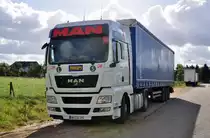 MAN TGX 18.440 in Odendorf abgestellt - 24.10.2010