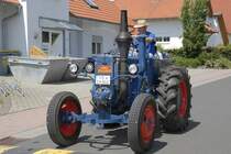 Lanz 7506, Baujahr 1951, 25 PS in 36100 Petersberg-Marbach anl. eines Festzuges im Sommer 2007