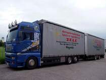 MAN_TG460A-XXL aus Slowenien bei einem Zwischenstopp in der N�he der Riedbergkirche;100815