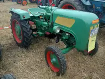 Holder B12, Baujahr 1958, 1-Zyl.Diesel mit 598ccm und 12PS, Traktorentreffen in Hausen/M�hlin, Sept.2010