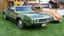 Oldsmobile Toronado der ersten Baureihe, gebaut 1966-1970, auf der US-Car-Show in Grefrath im August 2010.