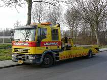 Iveco Eurocargo 130E18 Abschleppfahrzeug, Zoeterwoude bei Leiden (Niederlande) 01-03-2008.