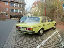 Mercedes 230 E (Baujahr Unbekannt), am 08.11.10 in Lehrte.