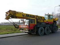 Kleine Liebherr Autokran, Zoeterwoude bei Leiden (Niederlande) 01-03-2008.