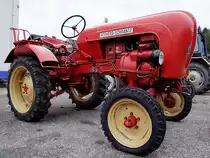 PORSCHE;Hofherr-Schrantz; Baumuster:AustroJunior,Baujahr1961, FahrGNr.2634 steht bei einem Landmaschinenh�ndler in der Gebrauchtmaschinenecke;101023