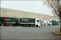 MAN TGX 26.440XXL von HHLSCHEN SPEDITION aus Wuppertal. (Bochum-Riemke am 04.11.2010)