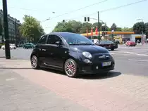 Fiat 500 Abarth. D�sseldorf Nordrhein-Westfalen. Am 24.06.2010.