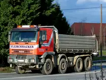 IVECO-Cursor am Weg zur Beladestelle;101123