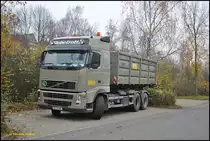 Volvo Abrollkipper, am 21.11.10 im Goslar.