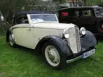 Cabriolet DKW Front Luxus, Typ F5 der Baujahre 1936 - 1937 gesehen bei der Oldtimer Rally, Wohlenberg 01.05.2010