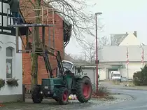 Alter Traktor im Lehrte am 24.11.10