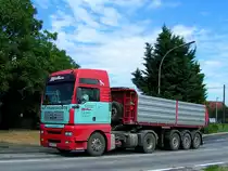 MAN am Weg Richtung Mannersdorf/N�;100809