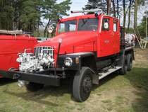 Lschfahrzeug auf basis des G 5 der  Feuerwehr  aus dem ehem. Bezirk Frankfurt/Oder beim Ostfahrzeug-Treffen Finowfurt 24.04.2010