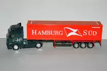 Volvo FH XL Zugmaschine(AWM) mit Container-Auflieger Hamburg S�d (Herpa)