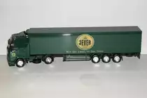 Volvo FH XL K�hlkoffer-Sattelzug  Jever Pils  