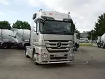 Ein Mercedes Benz Actros Zugmaschine in W�rth am 12.06.09