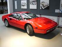 Ferrari 328 GTB. 1985 - 1989. Der 328´er war im Grunde ein karosseriemig und technisch berarbeiteter 308. Der V8-motor leistete 271 PS aus 3.185 cm. Die werksmig angegebene Hchstgeschwindigkeit lag bei 263 km/h. Es gab den 328 aus als GTS genanntes Cabriolet. Es wurden ca. 12.500 GTB bzw. GTS produziert. Wobei der GTS sich grerer Beliebtheit erfreute. Dsseldorfer Meilenwerk 12.12.2010.