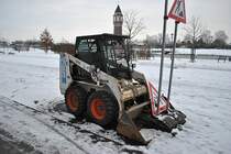 Kleinbagger in Lehrte, am 09.12.10.
