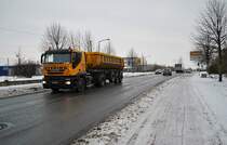 Iveco Starlis, am 09.12.10 in Lehrte.