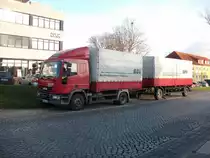 IVECO-Fahrschule-LKW am 15.November 2010 am Stra�enrand in Bergen/R�gen.