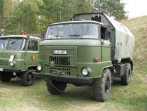 L 60 mit Spezialaufbau aus Berlin beim Ostfahrzeug-Treffen Finowfurt 24.04.2010