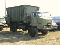 L 60 mit Spezialaufbau der -NVA- aus dem Brdekreis beim 6. groe TATRA-Treffen Seehausen/Altmark 20.09.2009