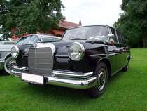 MB190D(W110), welcher im Zeitraum von 19611965 produziert wurde, prsentiert sich auf der Oldtimerausstellung in Mnsteuer;100808
