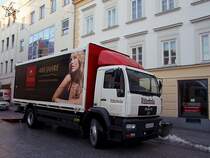 MAN der Ritterbrauerei verweist auf eine 400Jhrige Brautradion;101221