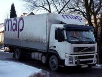 VOLVO FM9-300 bei seiner Zustelltour in Ried;101221